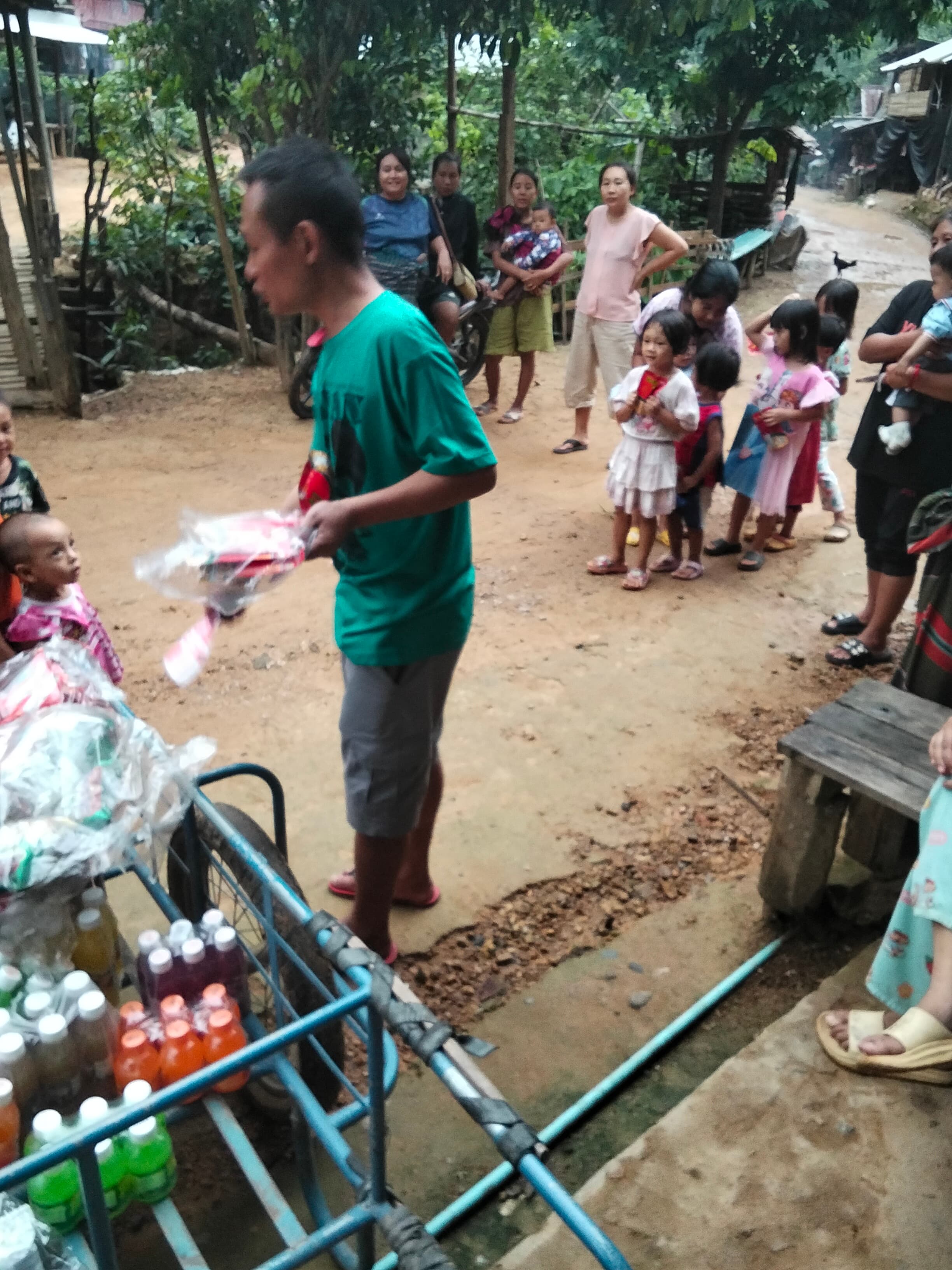 Mothers and children of displaced families gathered together in their hillside village in Mae Hong Son.